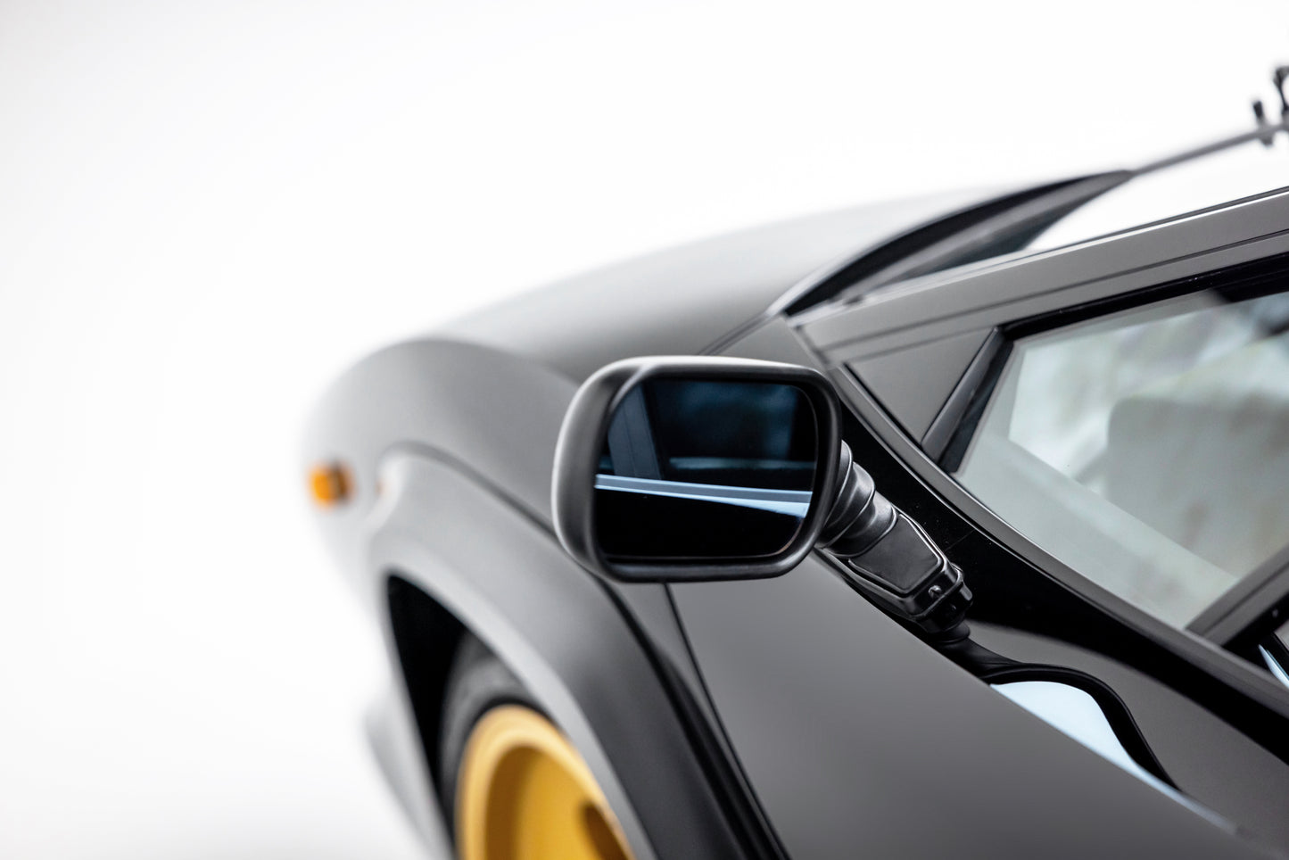 1985 Lamborghini Countach LP5000 QV "Downdraft" Specification FLA12877