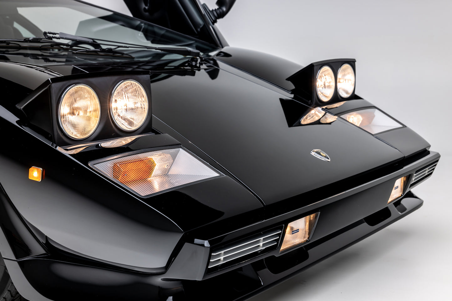 1985 Lamborghini Countach LP5000 QV "Downdraft" Specification FLA12877