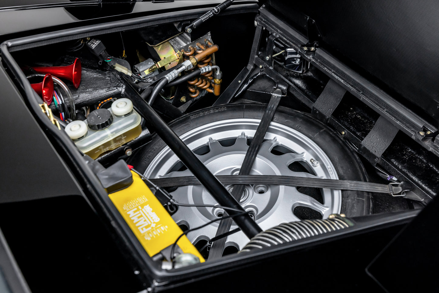 1985 Lamborghini Countach LP5000 QV "Downdraft" Specification FLA12877