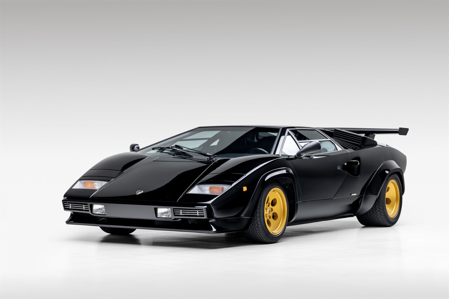 1985 Lamborghini Countach LP5000 QV "Downdraft" Specification FLA12877
